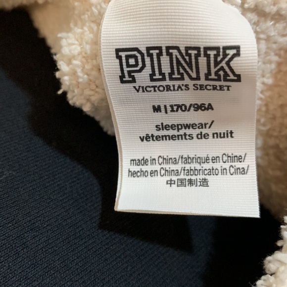 PINK by Victorias Secret Marshmallow Sherpa style sleep wear top - Picture 4 of 6